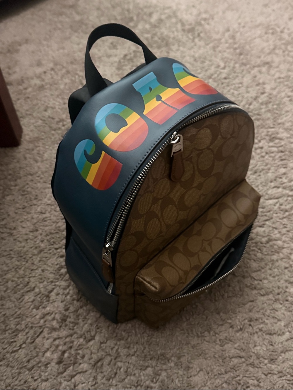 louis vuitton cherry backpack Empreinte Sorbonne Garcia Revo Abu Garcia The Venice backpack is Color:Port - 614 Pool & Beach